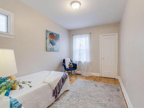 4 Dunkirk Rd, Toronto, ON - Indoor Photo Showing Bedroom