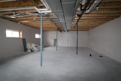 718 St. Mary River Drive, Kimberley, BC - Indoor Photo Showing Basement