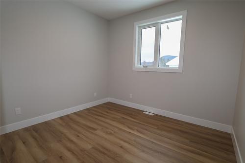 718 St. Mary River Drive, Kimberley, BC - Indoor Photo Showing Other Room