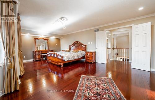 59 Oatlands Crescent, Richmond Hill, ON - Indoor Photo Showing Bedroom