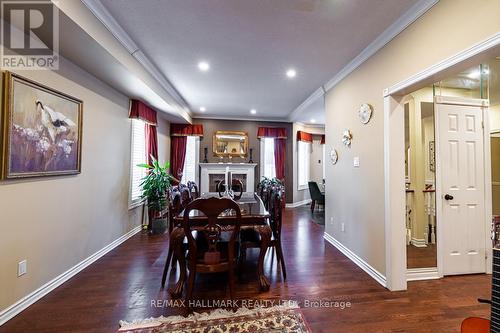 59 Oatlands Crescent, Richmond Hill, ON - Indoor