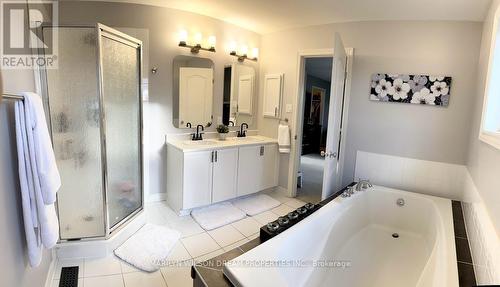 656 Netley Circle, Ottawa, ON - Indoor Photo Showing Bathroom