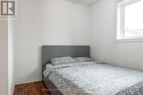 80 Burnham Court, Stratford, ON - Indoor Photo Showing Bedroom