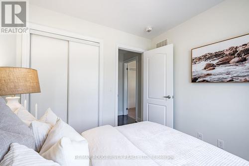 20 Nearco Crescent, Oshawa, ON - Indoor Photo Showing Bedroom