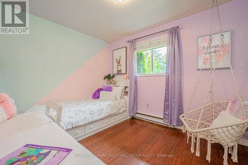 13 Cooks Drive, Uxbridge, ON - Indoor Photo Showing Bedroom