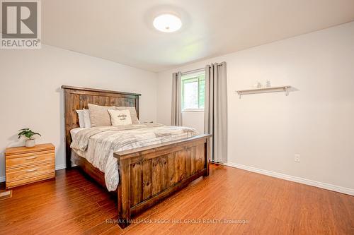 13 Cooks Drive, Uxbridge, ON - Indoor Photo Showing Bedroom