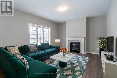 240 Springfield Crescent, Clearview, ON - Indoor Photo Showing Living Room With Fireplace