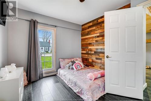 1311 Torquay Drive, Kingsville, ON - Indoor Photo Showing Bedroom