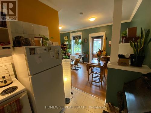 308 - 1 Triller Avenue, Toronto, ON - Indoor Photo Showing Kitchen