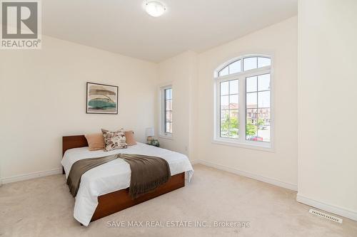 67 Humberstone Crescent, Brampton, ON - Indoor Photo Showing Bedroom