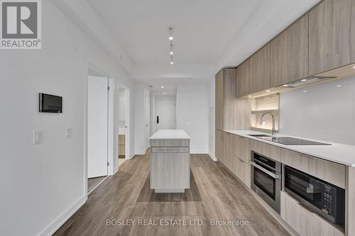 706 - 28 Ann Street, Mississauga, ON - Indoor Photo Showing Kitchen