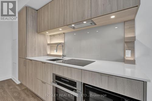 706 - 28 Ann Street, Mississauga, ON - Indoor Photo Showing Kitchen With Double Sink