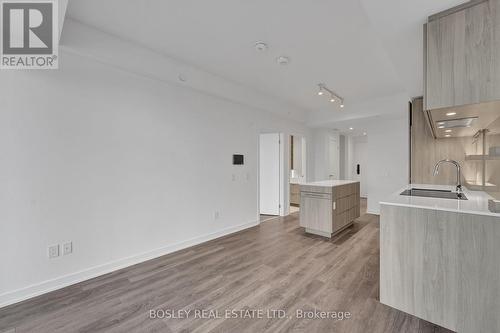 706 - 28 Ann Street, Mississauga, ON - Indoor