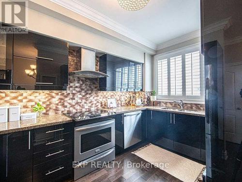 2468 Scholars Common, Burlington, ON - Indoor Photo Showing Kitchen With Double Sink With Upgraded Kitchen