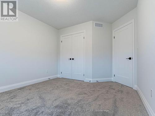 64 Canary Street, Tillsonburg, ON - Indoor Photo Showing Other Room