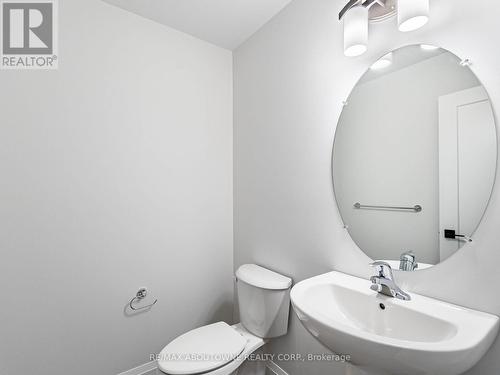 64 Canary Street, Tillsonburg, ON - Indoor Photo Showing Bathroom