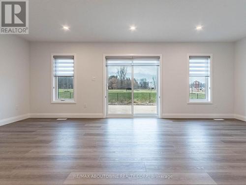 64 Canary Street, Tillsonburg, ON - Indoor Photo Showing Other Room