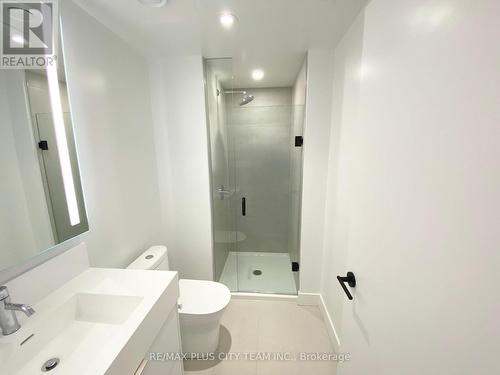 318 - 308 Jarvis Street, Toronto, ON - Indoor Photo Showing Bathroom