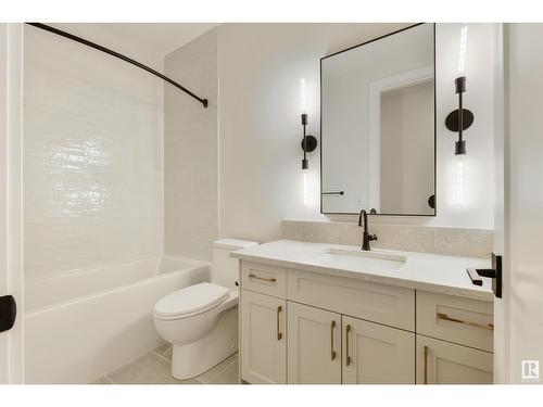 6A Marlboro Rd Nw, Edmonton, AB - Indoor Photo Showing Bathroom