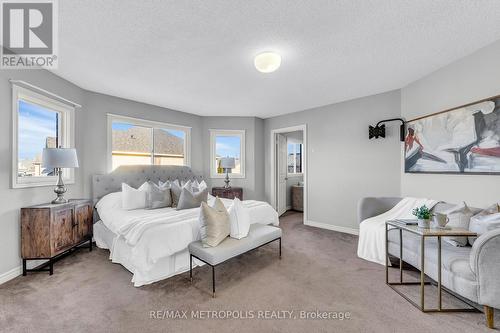 458 Meadow Street, Oshawa, ON - Indoor Photo Showing Bedroom