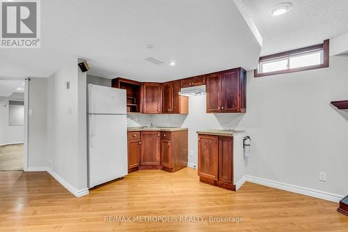 458 Meadow Street, Oshawa, ON - Indoor Photo Showing Kitchen