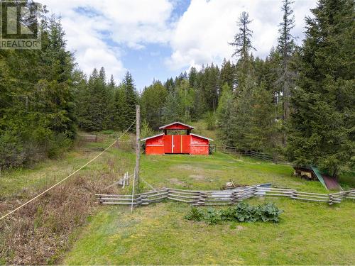 68 Specht Road, Cherryville, BC 