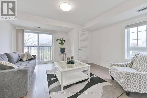 308 - 481 Rupert Avenue, Whitchurch-Stouffville, ON - Indoor Photo Showing Living Room