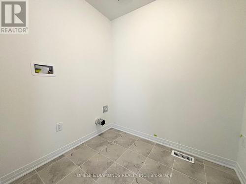 92 Varsity Drive, Welland, ON - Indoor Photo Showing Other Room