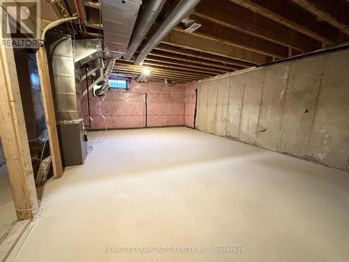 92 Varsity Drive, Welland, ON - Indoor Photo Showing Basement