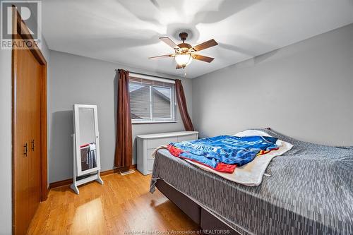 213 Wedgewood, Tecumseh, ON - Indoor Photo Showing Bedroom