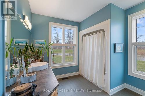 824 Line 8 Road, Niagara-On-The-Lake (105 - St. Davids), ON - Indoor Photo Showing Other Room