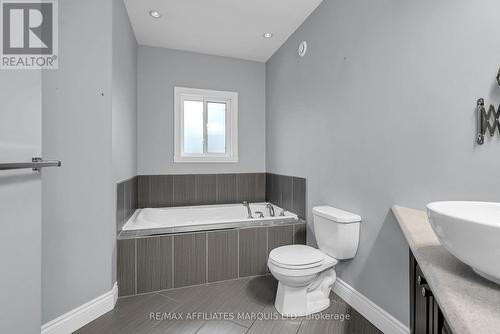 45 Abagail Crescent, South Stormont, ON - Indoor Photo Showing Bathroom