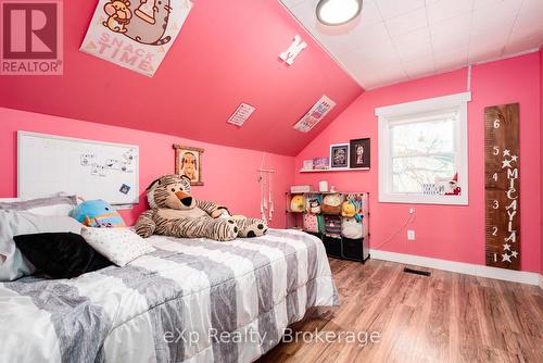 9499 Maas Park Drive, Wellington North, ON - Indoor Photo Showing Bedroom