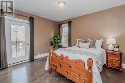 42 Liverpool Street, Guelph (Exhibition Park), ON - Indoor Photo Showing Bedroom