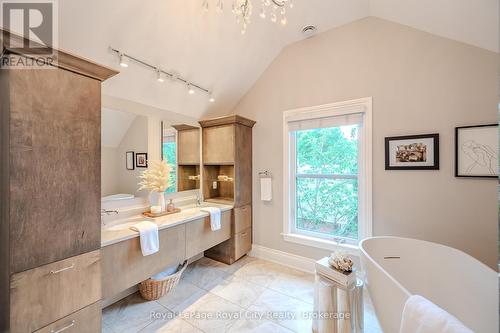 42 Liverpool Street, Guelph (Exhibition Park), ON - Indoor