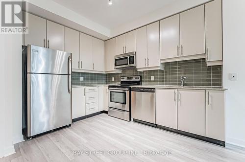 2907 - 33 Bay Street, Toronto, ON - Indoor Photo Showing Kitchen