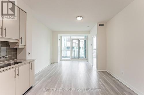 2907 - 33 Bay Street, Toronto, ON - Indoor