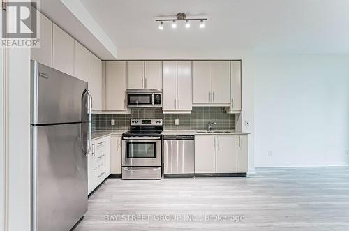 2907 - 33 Bay Street, Toronto, ON - Indoor Photo Showing Kitchen