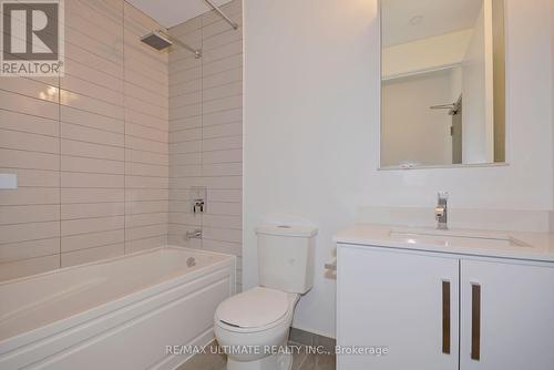 410 - 5180 Yonge Street, Toronto, ON - Indoor Photo Showing Bathroom