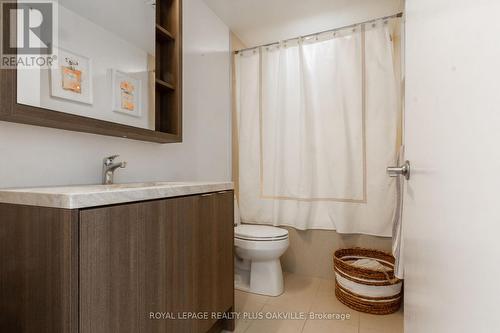 2105 - 125 Blue Jays Way, Toronto, ON - Indoor Photo Showing Bathroom