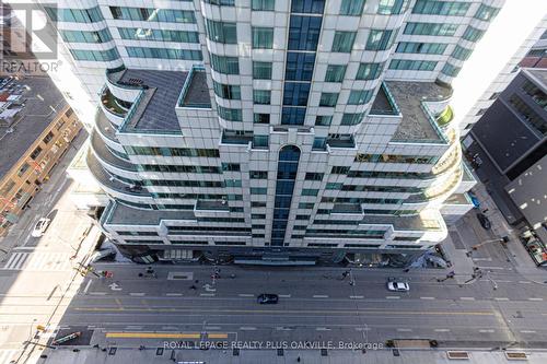 2105 - 125 Blue Jays Way, Toronto, ON - Outdoor