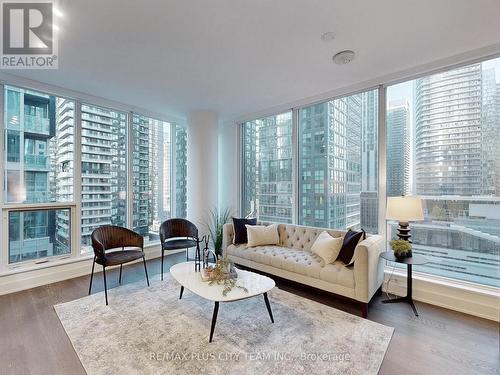 1204 - 15 Mercer Street, Toronto, ON - Indoor Photo Showing Living Room