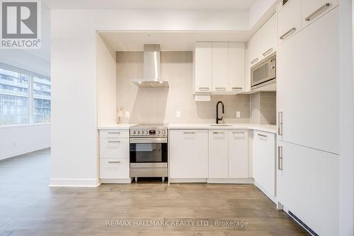 S210 - 120 Bayview Avenue, Toronto, ON - Indoor Photo Showing Kitchen