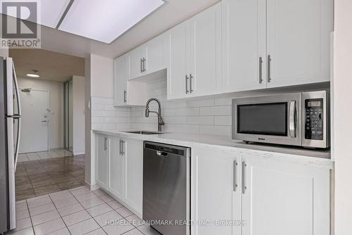 1408 - 5 Rowntree Road, Toronto, ON - Indoor Photo Showing Kitchen