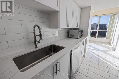 1408 - 5 Rowntree Road, Toronto, ON - Indoor Photo Showing Kitchen