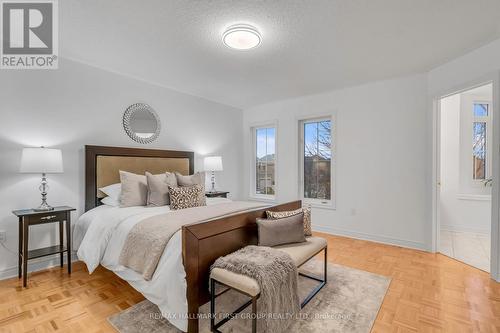 13 Pathlink Gate, Brampton, ON - Indoor Photo Showing Bedroom