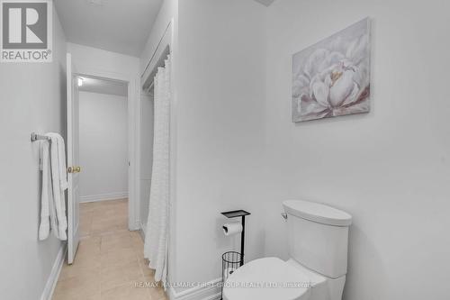 13 Pathlink Gate, Brampton, ON - Indoor Photo Showing Bathroom