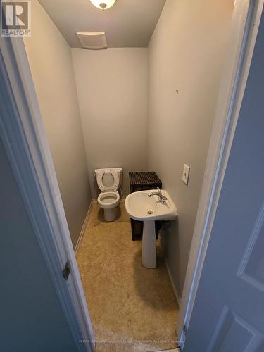 296E Bluevale Street N, Waterloo, ON - Indoor Photo Showing Bathroom