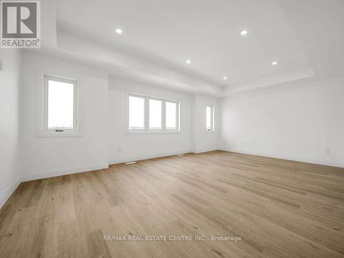 883 Darnley Boulevard, London, ON - Indoor Photo Showing Other Room