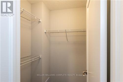 55 Aquarius Crescent, Hamilton, ON - Indoor With Storage